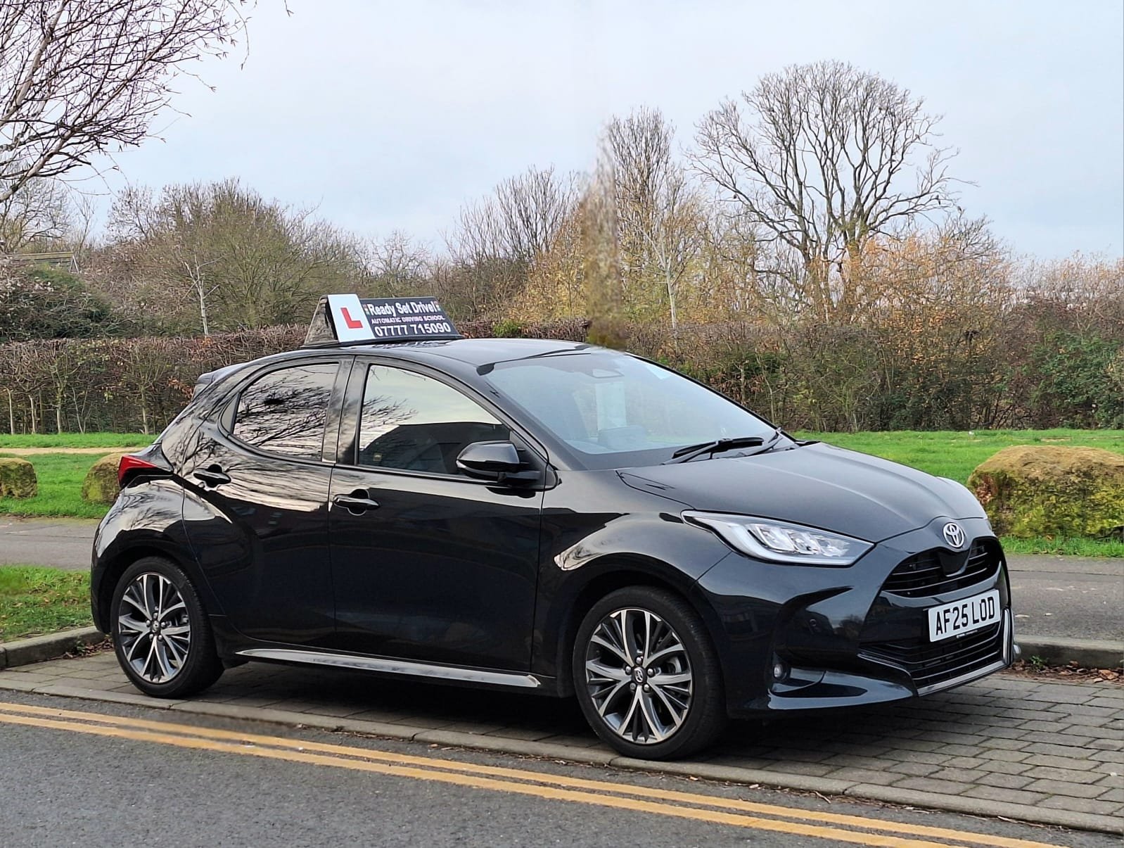 Toyota Yaris Excel (Automatic)